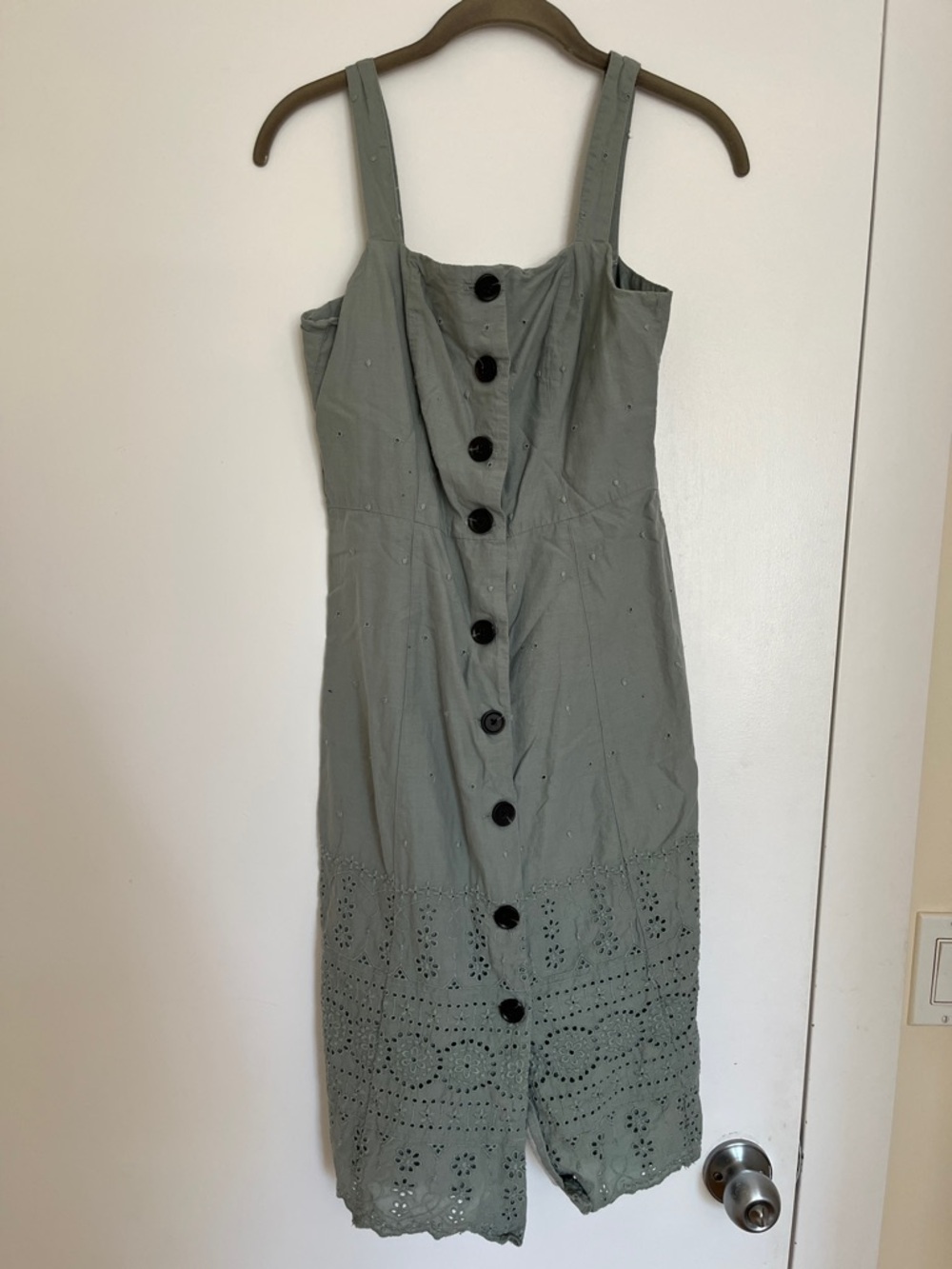 GAP Sage Green Eyelet Button-Front Midi Dress
